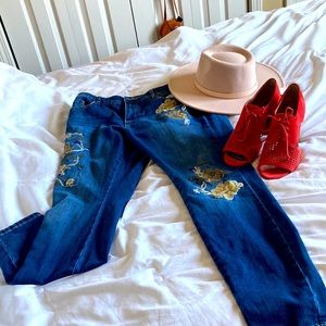 Flower power embroidered jeans